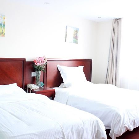 Greentree Inn Shandong Qingdao Wuyishan Road Jiashike Shopping Center Business Hotel Buitenkant foto