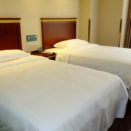 Greentree Inn Shandong Qingdao Wuyishan Road Jiashike Shopping Center Business Hotel Buitenkant foto