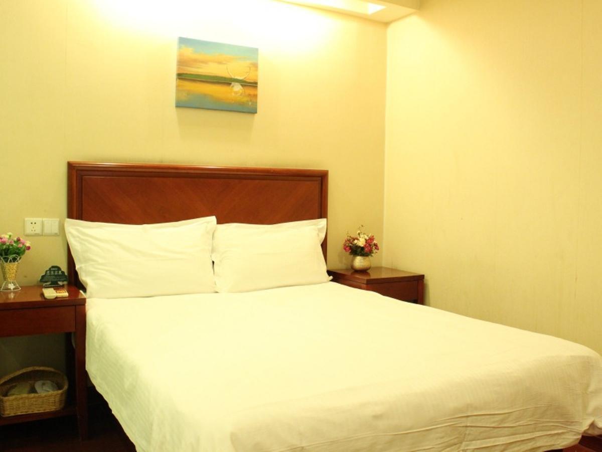 Greentree Inn Shandong Qingdao Wuyishan Road Jiashike Shopping Center Business Hotel Buitenkant foto