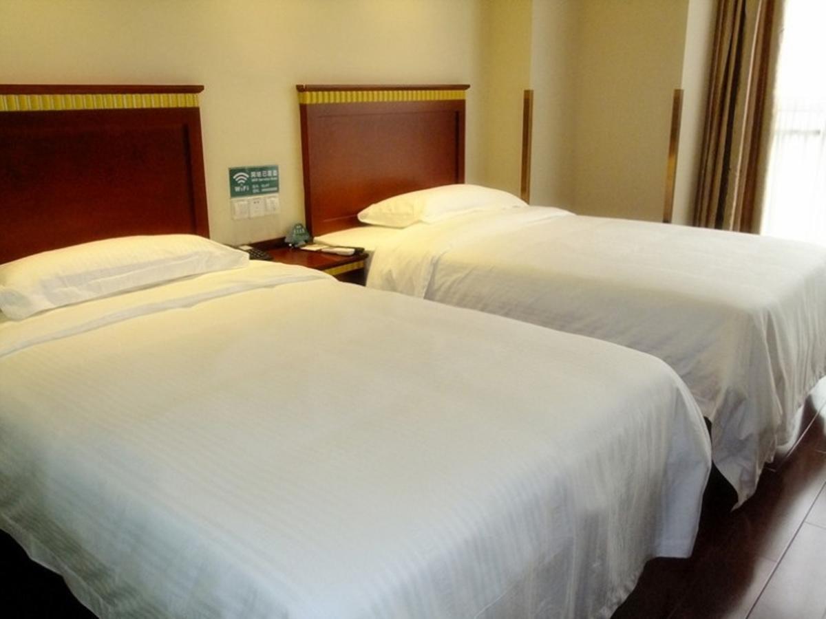 Greentree Inn Shandong Qingdao Wuyishan Road Jiashike Shopping Center Business Hotel Buitenkant foto